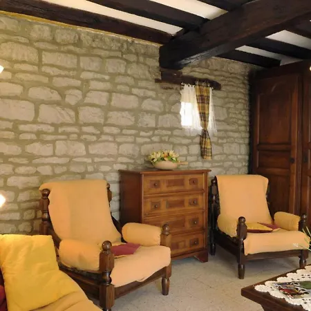 Montigny-les-monts, 2 Pieces, 2 Personnes - Fr-1-543-93 بيت للعطل