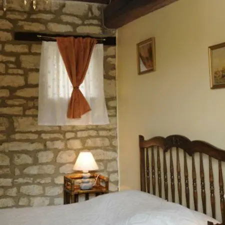 Montigny-les-monts, 2 Pieces, 2 Personnes - Fr-1-543-93 بيت للعطل *